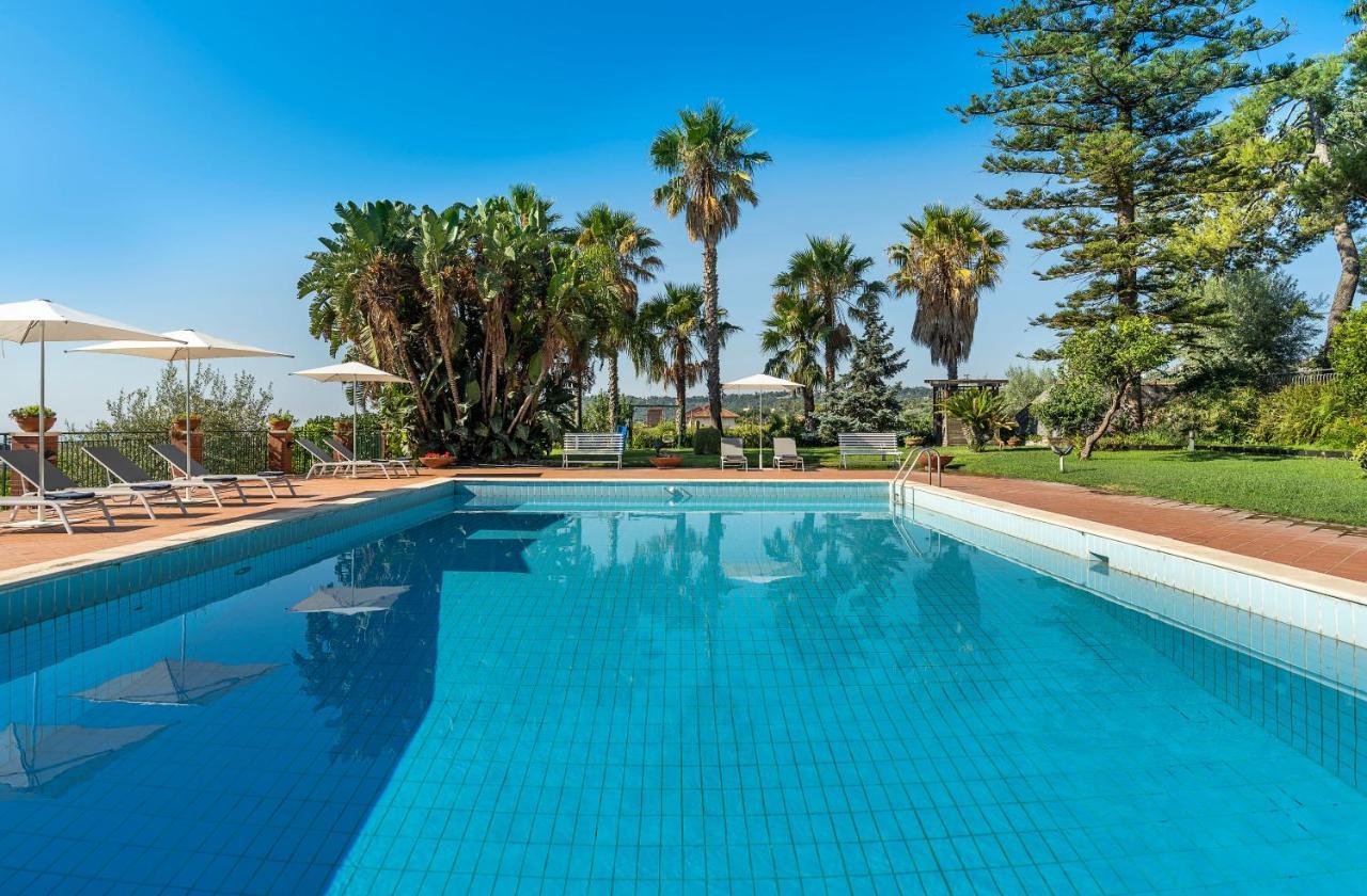 Villa Suasor Acireale Exterior foto